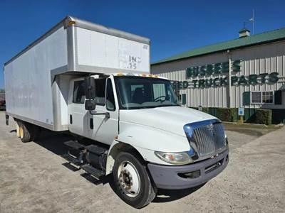 International 4300 Truck