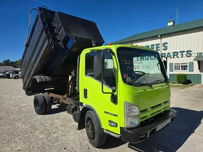 Isuzu NPR HD Truck