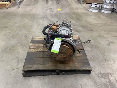 Allison 2400RDS Transmission for a 2006 Ud/Nissan UD2600