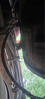 Eaton-Fuller 10 speed Transmission for a 1998 International 8100