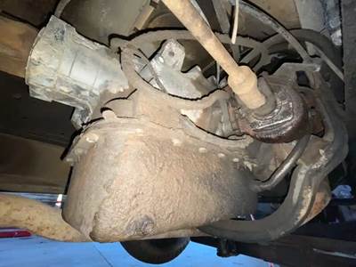 Ford Transmission for a 1986 Ford F600G