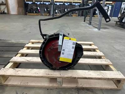 Mercedes-Benz R 901 271 00 01 Transmission for a 2006 Dodge SPRINTER 2500