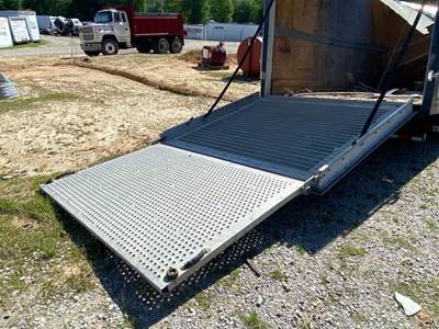 Morgan 18.5' Truck Body