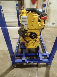Caterpillar C3.3B Reman Engine with new turbo and cleaned DPF