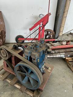 Quincy 340 Air Compressor