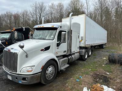 2015 Peterbilt Cabover