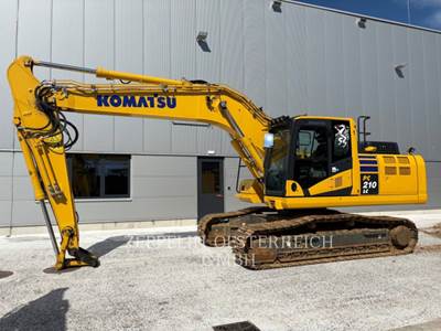 Komatsu PC210LC Excavator