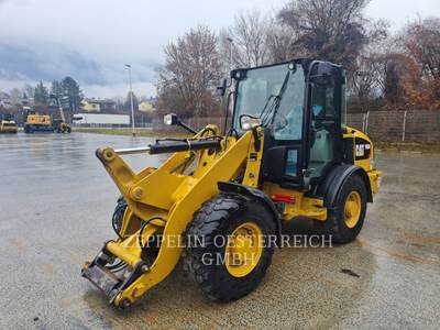 Caterpillar 906M Wheel Loader