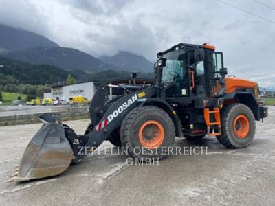 Doosan DL250-7 Wheel Loader