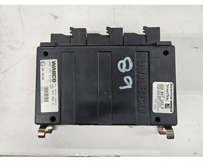 Wabco CASCADIA 126 ABS Control Module for a Freightliner CASCADIA 126