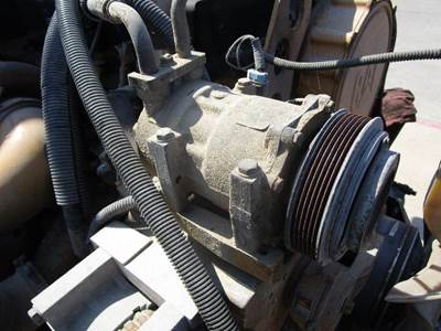 Sanden 387 A/C Compressor for a Peterbilt 387