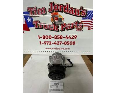 USED A/C COMPRESSOR WITH 8 GROOVE PULLEY AND 2 PIN PLUG.  P/N: CZ753259841. 