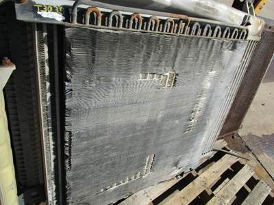 Freightliner ARGOCY A/C Condenser