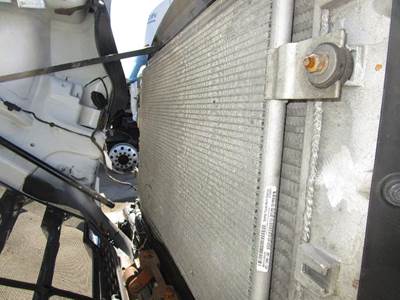 Freightliner Cascadia A/C Condenser