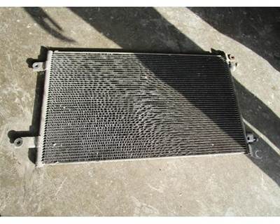 Freightliner Cascadia A/C Condenser