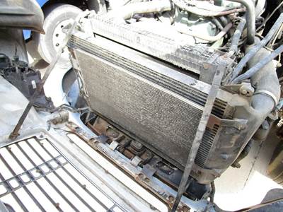 Freightliner Columbia A/C Condenser for a Freightliner COLUMBIA 120