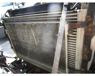 Freightliner Columbia A/C Condenser for a Freightliner COLUMBIA 120