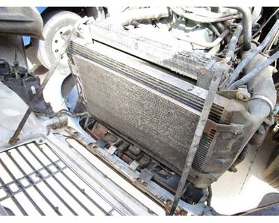 Freightliner Columbia A/C Condenser for a Freightliner COLUMBIA 120