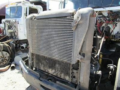 Freightliner FLD120 A/C Condenser