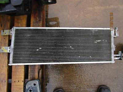 Freightliner FLD120 A/C Condenser