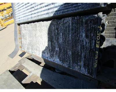Freightliner FLD120 A/C Condenser