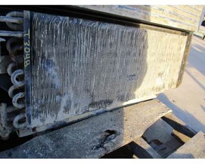 Freightliner FLD120 A/C Condenser