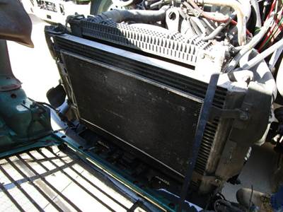 Freightliner ST120 A/C Condenser