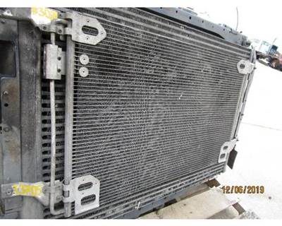 Freightliner ST120 A/C Condenser