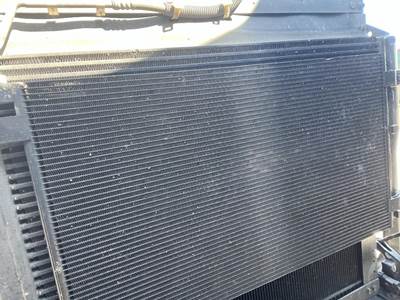 Kenworth T680 A/C Condenser