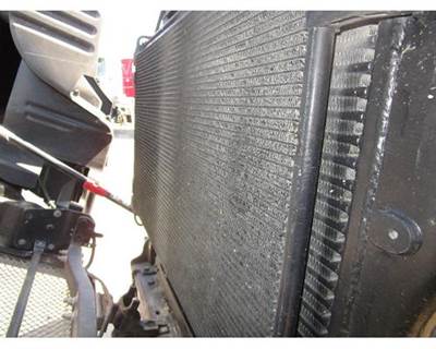 Kenworth T680 A/C Condenser