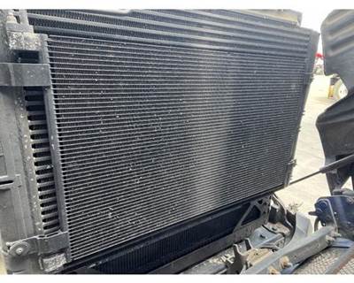 Kenworth T680 A/C Condenser
