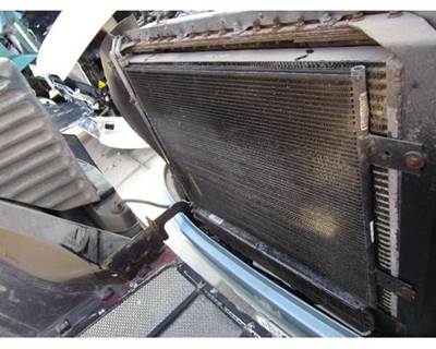 Peterbilt 387 A/C Condenser
