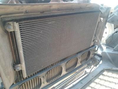 Volvo VNL A/C Condenser