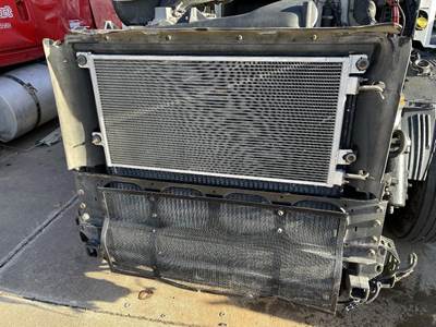 Volvo VNL A/C Condenser