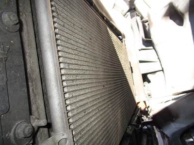 Volvo VNL A/C Condenser