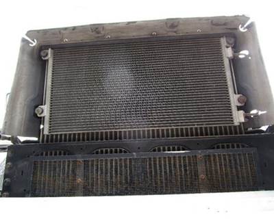 Volvo VNL A/C Condenser