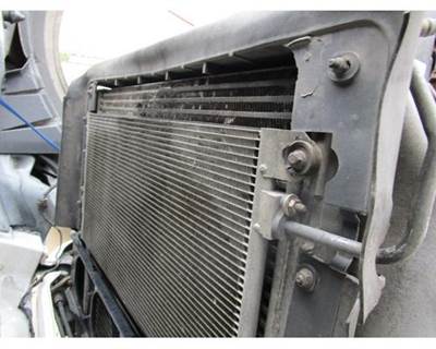 Volvo VNL A/C Condenser