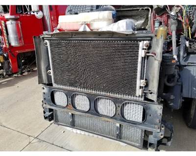 Volvo VNL A/C Condenser