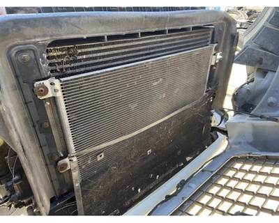 Volvo VNL A/C Condenser