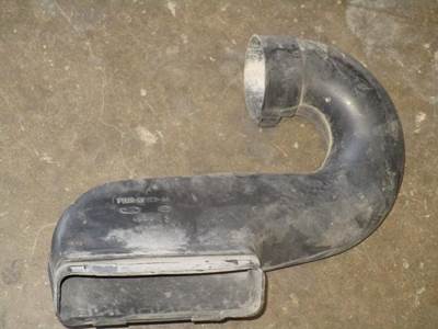 Ford F-650 Air Cleaner / Air Filter Housing