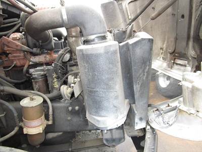 Freightliner FL70 Air Cleaner / Air Filter Housing