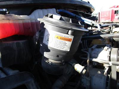 Freightliner M2 106 Air Cleaner / Air Filter Housing