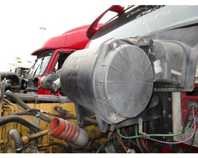 Kenworth T2000 Air Cleaner / Air Filter Housing
