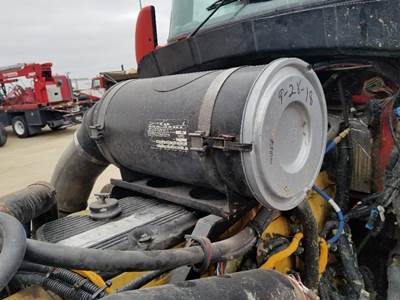 Kenworth T800 Air Cleaner / Air Filter Housing