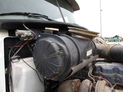 Mack Vision CX613 Air Cleaner / Air Filter Housing for a Mack CX613 VISION