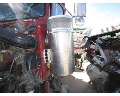 Peterbilt 379 Left Air Cleaner / Air Filter Housing