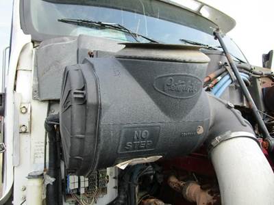 Peterbilt 387 Air Cleaner / Air Filter Housing