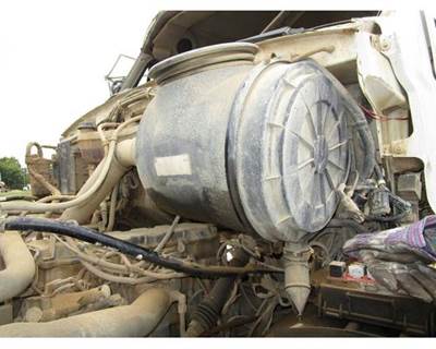 Sterling LT8500 Air Cleaner / Air Filter Housing