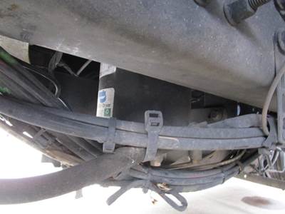 Bendix AD-9 Air Dryer for a Volvo VNL