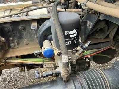Bendix Prostar Air Dryer for a International Prostar
